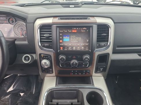 Used 2016 RAM 1500 Laramie w/ Convenience Group image 32