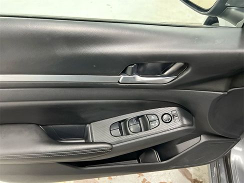 Used 2022 Nissan Altima 2.5 SV image 20