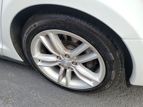 Used 2015 Tesla Model S 70D AWD/4WD image 27