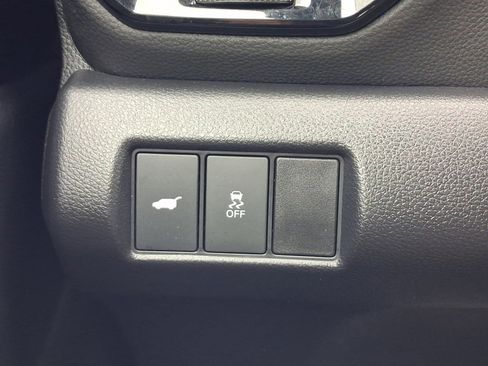 Used 2023 Honda Pilot Touring image 29