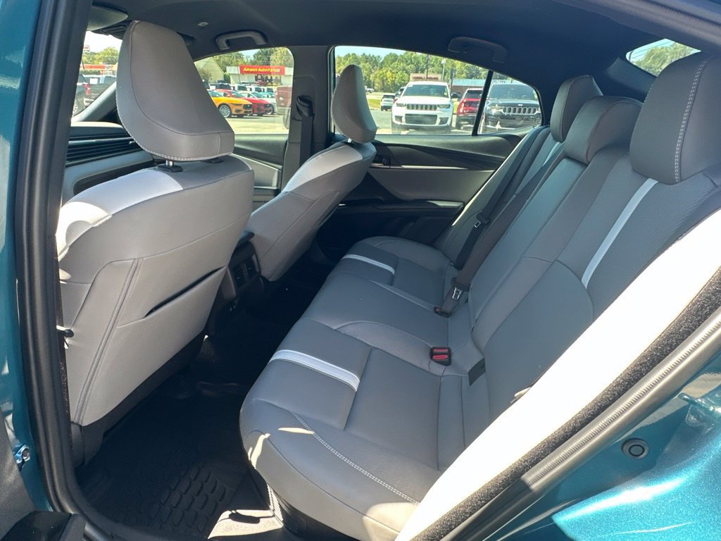 Used 2026 Toyota Camry SE FWD image 28