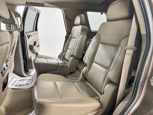 Used 2015 GMC Yukon SLT w/ Open Road Package AWD/4WD image 8