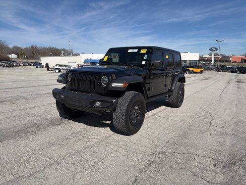 Used 2022 Jeep Wrangler Unlimited Willys image 2