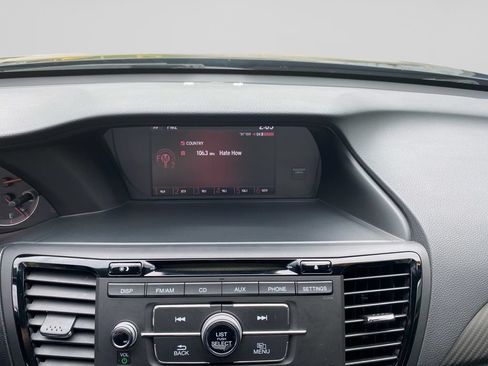 Used 2017 Honda Accord Sport image 26
