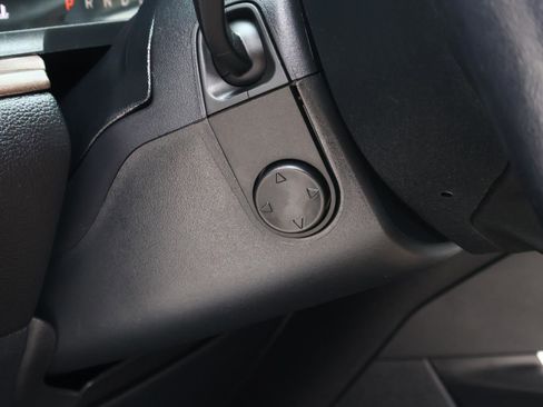 Used 2021 Ford Explorer Limited w/ Equipment Group 301A image 27