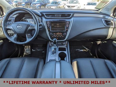 Used 2024 Nissan Murano SL image 17