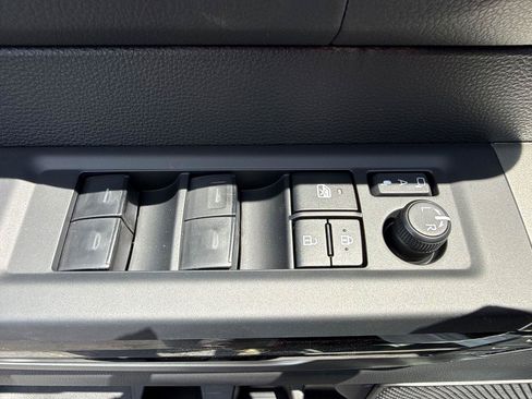 Used 2026 Toyota Sequoia Limited AWD/4WD image 11