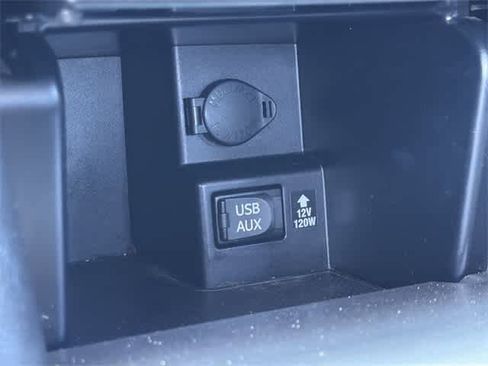 Used 2012 Toyota Camry SE image 21