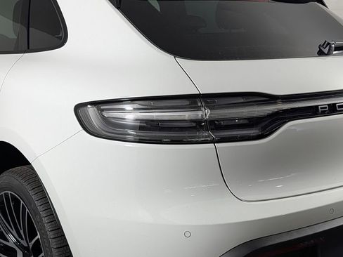 New 2026 Porsche Macan AWD/4WD image 16