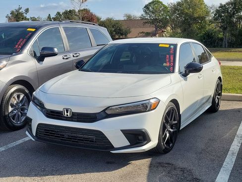 Used 2022 Honda Civic Sport image 11