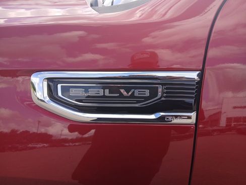 Used 2019 GMC Sierra 1500 SLE w/ SLE Value Package image 14