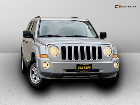 Used 2010 Jeep Patriot Sport image 16