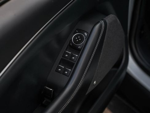 Used 2022 Ford Mustang Mach-E Premium RWD image 11