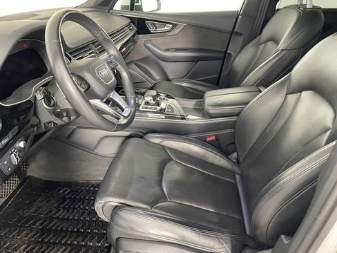 Used 2018 Audi Q7 3.0T Prestige w/ Prestige Package AWD/4WD image 2