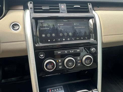 Used 2020 Land Rover Discovery HSE AWD/4WD image 23