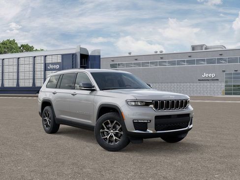 New 2025 Jeep Grand Cherokee L Limited image 5