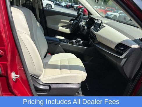 Used 2025 Nissan Rogue SV w/ SV Premium Package AWD/4WD image 18