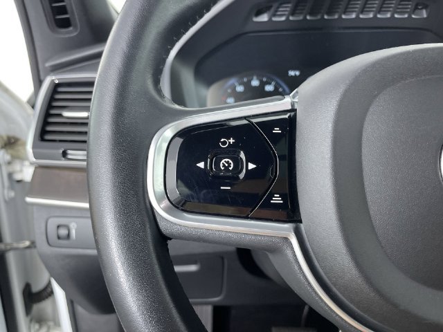 Used 2018 Volvo XC90 T6 Momentum AWD/4WD image 30