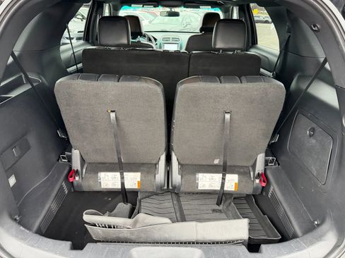 Used 2017 Ford Explorer XLT w/ Equipment Group 202A image 36