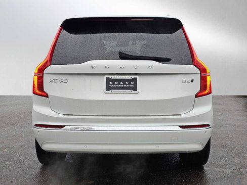 New 2025 Volvo XC90 B6 Plus w/ Protection Package Premier image 6