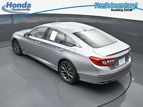 Used 2021 Honda Accord EX-L image 32