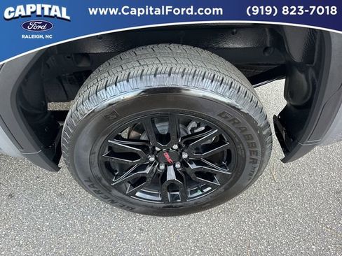 Used 2024 GMC Sierra 1500 Elevation w/ LPO, Elevation Black Package image 13