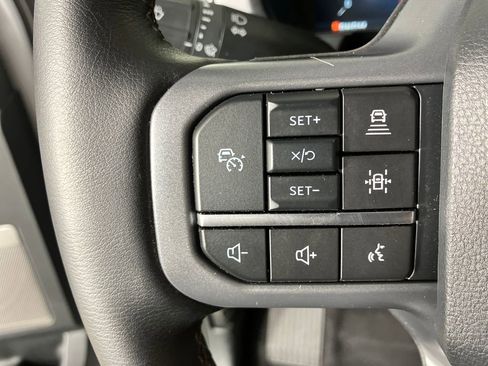 Used 2025 Ford F150 Lariat w/ Equipment Group 502A High image 18