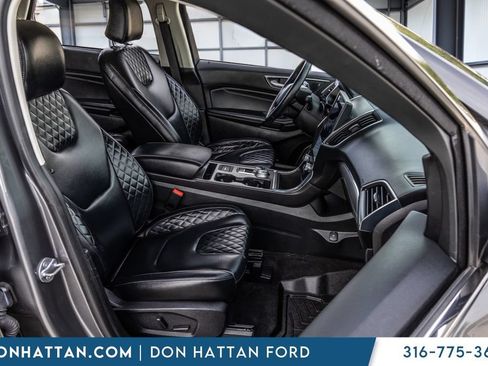 Certified 2024 Ford Edge Titanium AWD/4WD image 18