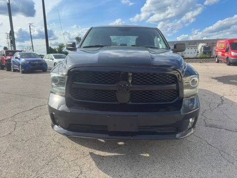 Used 2014 RAM 1500 Express w/ Black Ram 1500 Express Group AWD/4WD image 2