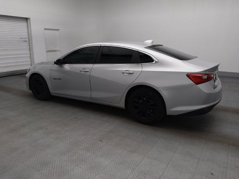 Used 2018 Chevrolet Malibu LT FWD image 3