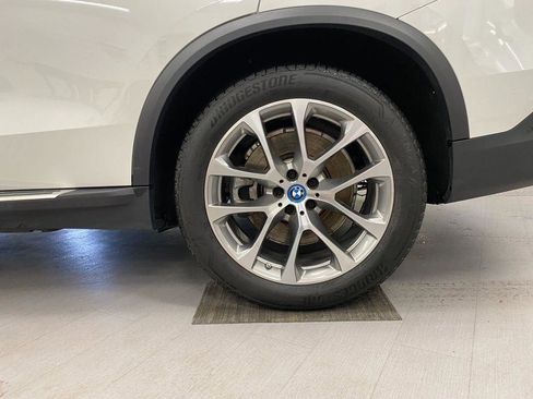 Used 2024 BMW X5 xDrive50e image 26