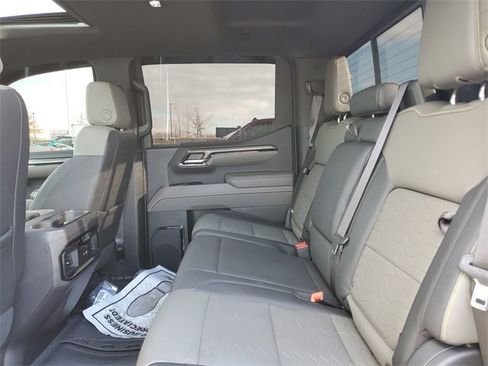 Used 2024 Chevrolet Silverado 1500 ZR2 w/ LPO, Dark Essentials Package image 26