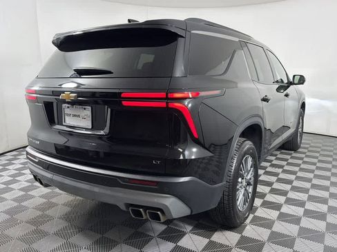 Certified 2024 Chevrolet Traverse LT image 11