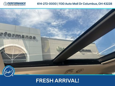 Used 2022 Ford Explorer XLT w/ Equipment Group 202A AWD/4WD image 20