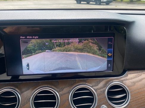 Used 2018 Mercedes-Benz E 300 image 30