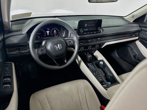 Used 2023 Honda Accord EX image 22