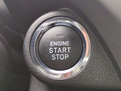 Used 2024 Subaru Crosstrek 2.0i Premium image 28