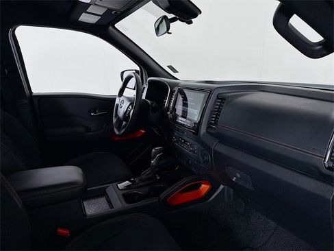 Certified 2024 Nissan Frontier Pro-X image 26