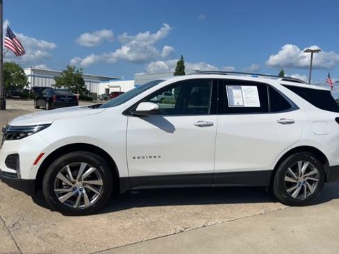Used 2023 Chevrolet Equinox Premier AWD/4WD image 5