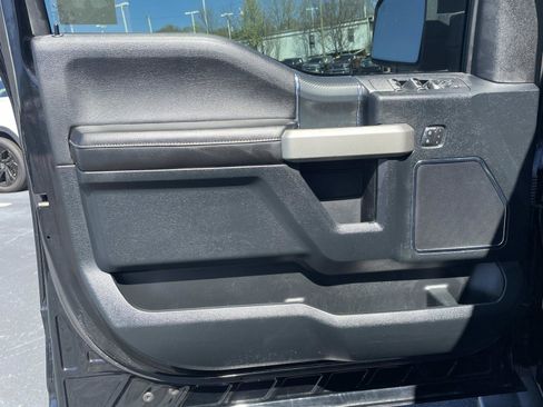 Used 2018 Ford F150 Lariat w/ Equipment Group 502A Luxury image 15