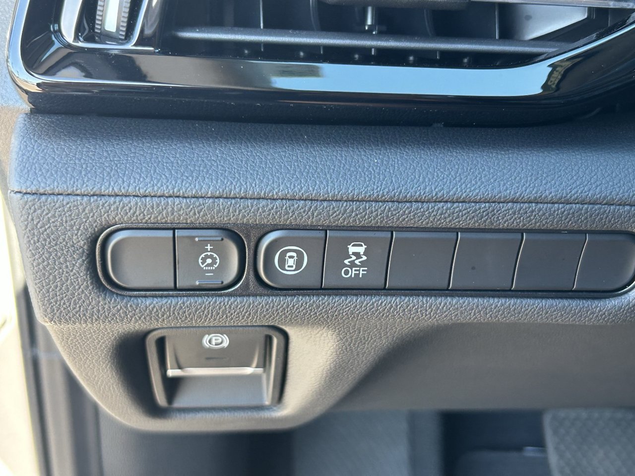 Certified 2026 Acura MDX FWD image 31