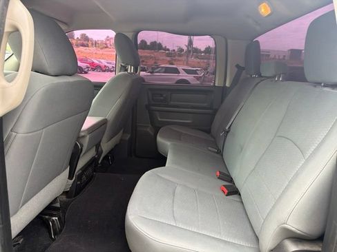 Used 2015 RAM 1500 Express AWD/4WD image 11
