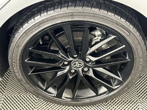 Used 2023 Toyota Camry XSE image 10