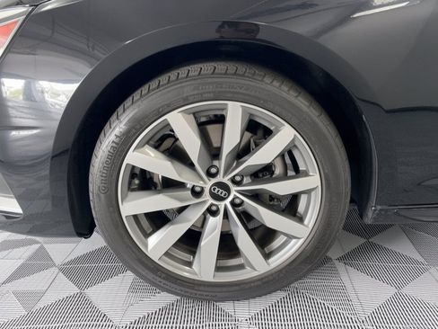 Used 2023 Audi A4 2.0T Premium w/ Convenience Package AWD/4WD image 13