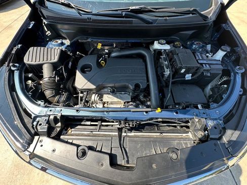 Used 2024 Chevrolet Equinox LT FWD image 8