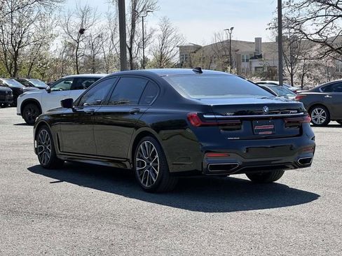 Used 2020 BMW 750i xDrive w/ Executive Package image 5