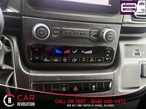 Used 2025 RAM ProMaster 2500 w/ Convenience Group FWD image 17
