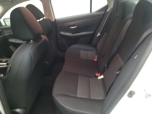 Used 2022 Nissan Sentra SV image 18