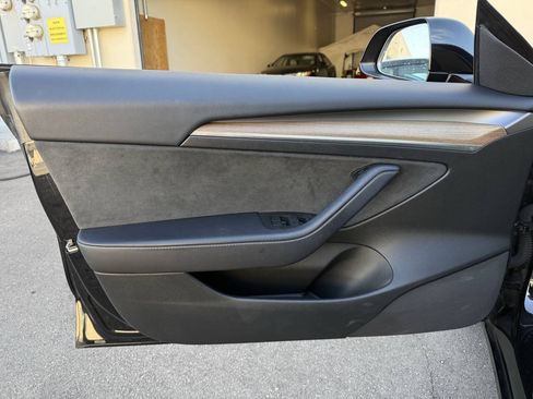 Used 2023 Tesla Model 3 Standard Range RWD image 19