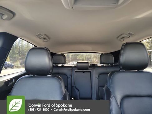 Used 2025 Ford Escape Platinum image 37